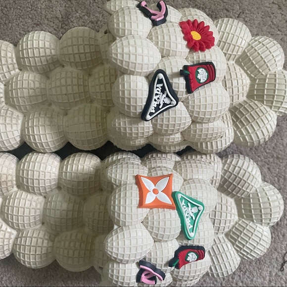 Slides - Picture 2 of 3